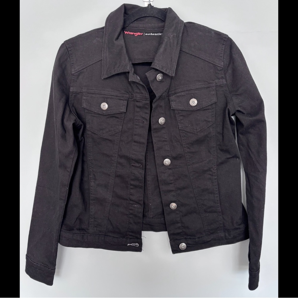 Wrangler Black Jean Jacket – Size Medium – NWOT